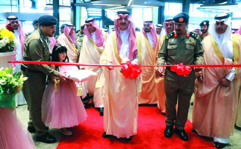 أمير الشرقية يشدد على ابتكار مبادرات تعزز رسالة الدفاع المدني