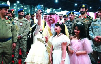 أمير الشرقية يشدد على ابتكار مبادرات تعزز رسالة الدفاع المدني