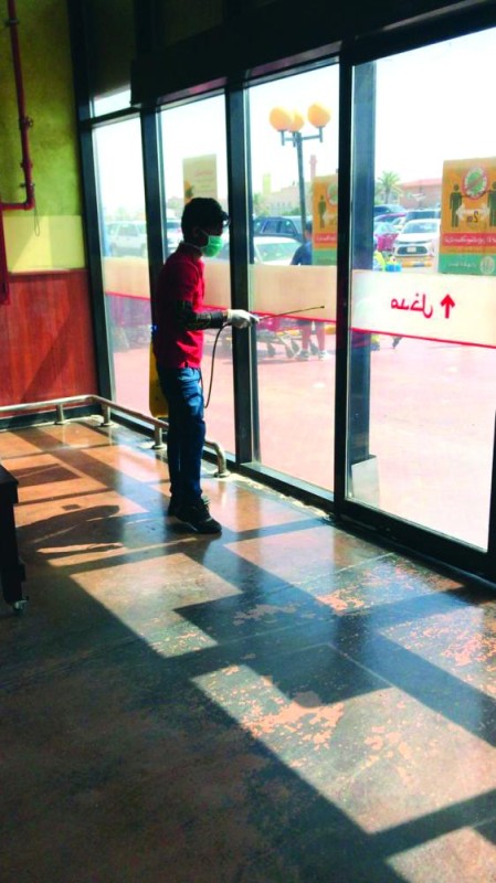 تكثيف الرقابة على مراكز التسوق