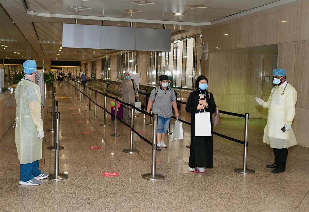 إنفاذاً لتوجيهات القيادة .. وصول 219 مواطناً إلى مطار الدمام 