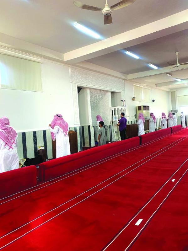 بعد إيقاف الإمام والمؤذن.. إعادة فتح المسجد المغلق بالدمام