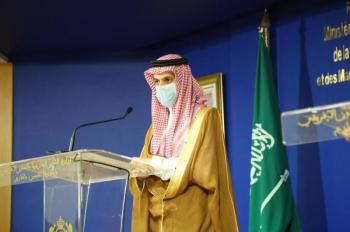 وزير الخارجية يبحث التدخلات الأجنبية والإرهاب مع نظيره المغربي