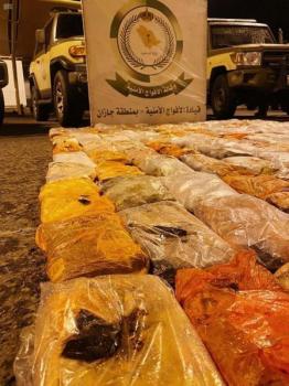 جازان.. ضبط 224 كيلو حشيش بحوزة رجل وامرأتين