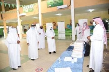 بدء تسليم الكتب الدراسية لـ 400 ألف طالب في مكة
