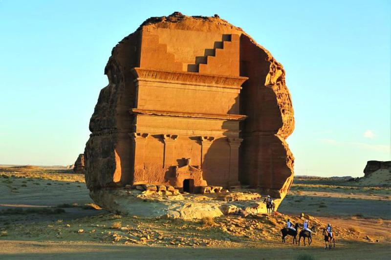 العلا.. خزانة تاريخية