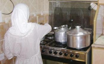 استئناف العمل بعقود التوسط في استقدام العمالة المنزلية الإلكترونية