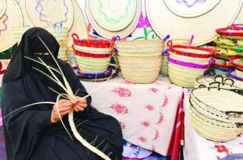«الحرف اليدوية» موروث إبداعي يبحث عن التطوير