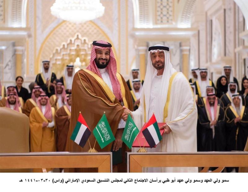 «القيادة» تهنئ رئيس الإمارات باليوم الوطني