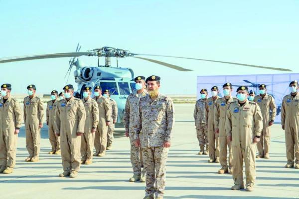 القوات البحرية تدشن الطائرات القتالية متعددة المهام