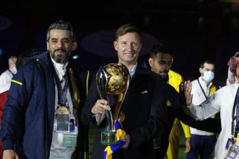هورفات يؤكد بقاءه بتحقيق اللقب الـ 45 للعالمي