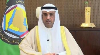 «الحجرف»: ندعم المملكة في كل ما تتخذه من إجراءات للدفاع عن أراضيها
