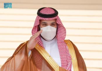 تلبية لدعوة خادم الحرمين .. رئيس وزراء العراق يصل الرياض