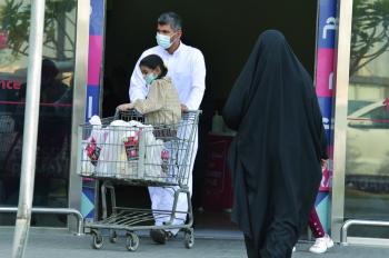 قوانين التجارة ووعي المستهلك يحدان من التلاعب في «العروض الرمضانية»