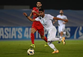 الأهلي خرج بشرف .. وصعد بالهلال