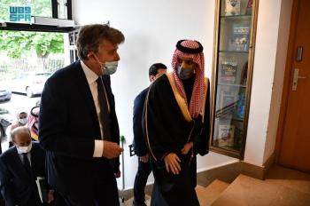 وزير الخارجية يلتقي عدداً من المسؤولين في المعهد الفرنسي للعلاقات الدولية