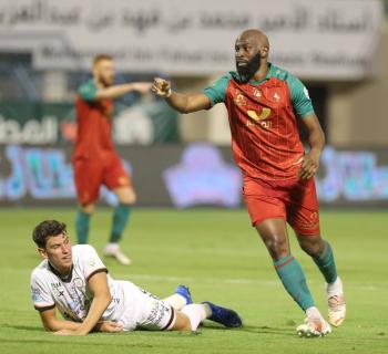 دوكارا وميتس خارج حسابات الاتفاق