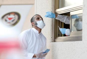 3177 حالة.. إصابات كورونا تواصل الارتفاع بالبحرين