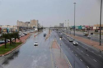 طقس الجمعة.. أمطار رعدية ورياح على هذه المناطق