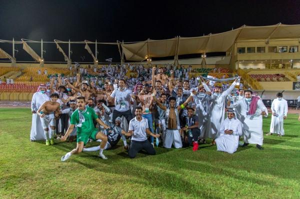 أنا الطائي..و«المحترفين» سمائي..!