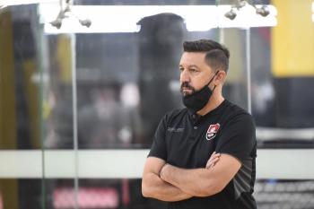 هاسي مدرباً للاهلي لموسمين