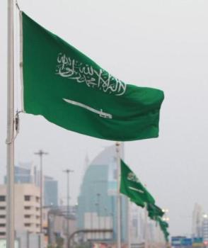 وزير الخارجية يؤكد دعم المملكة الكامل للإمارات