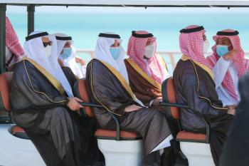 أمير الشرقية يدشن الواجهة البحرية بحي السيف بالدمام