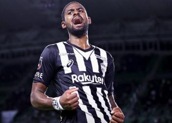 الأهلي يرمم دفاعة بالبرازيلي دانكلير