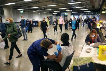 27 ألف إصابة جديدة بكورونا في بريطانيا