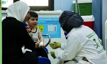 «مركز الملك سلمان»..خدمات طبية تخفف معاناة اللاجئين