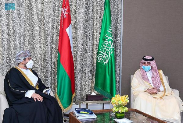 بحث زيادة التبادل التجاري وتسهيل إجراءات الصادرات والواردات