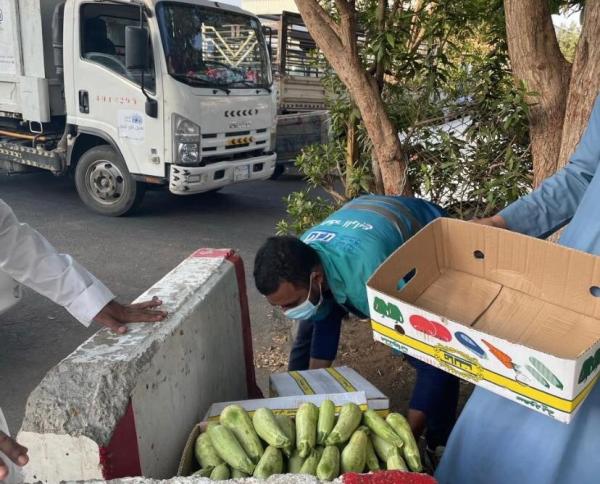 إتلاف 1000 كيلو مواد غذائية غير صالحة في جدة