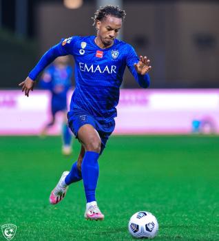 كويلار وكاريلوينضمان لمعسكر الهلال