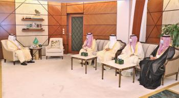 أمير الشرقية يوجه بتطبيق الاحترازات بجسر الملك فهد