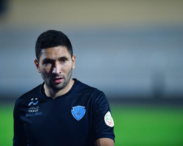 10حراس أجانب يحمون عرين أندية المحترفين