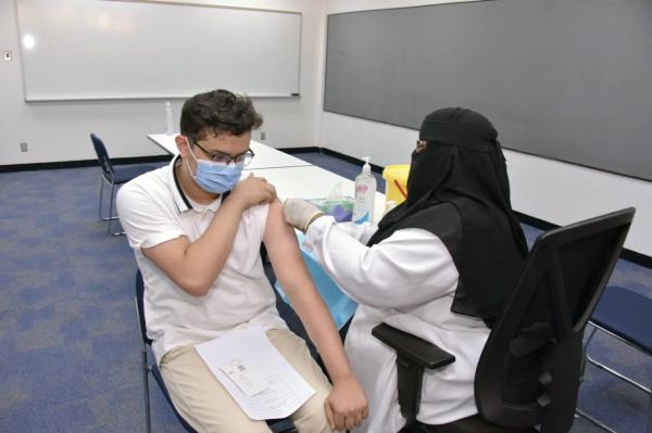تدشين أول مركز لقاحات داخل مجمع تعليمي بالدمام