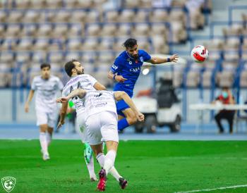 الهلال يفسد مفاجأة الطائي