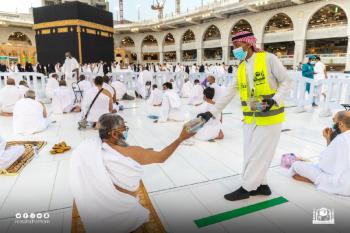 بالأرقام.. «شؤون الحرمين» تكشف خدماتها لقاصدي الحرم في عاشوراء