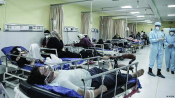 «حرس إيران»: وفيات كورونا 700 ألف.. الوضع كارثي والحكومة تكذب