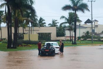 برياح سرعتها 240 كم.. إعصار «إيدا» يصل إلى لويزيانا الأمريكية