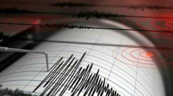 زلزال بقوة 5.7 يضرب جزيرة سيرام الإندونيسية