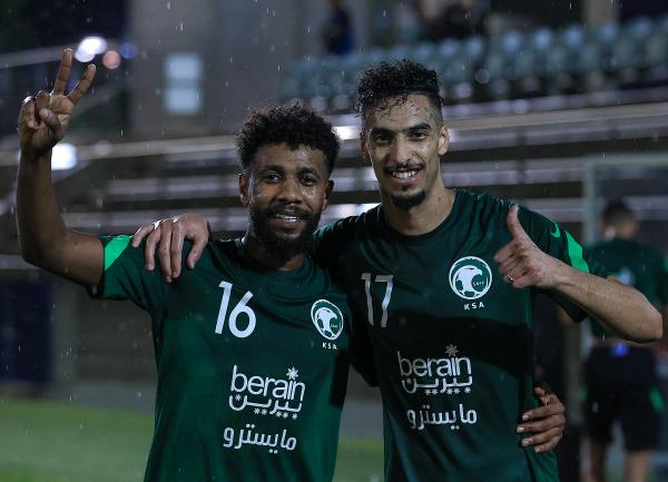 رينارد.. يكتفي بالاسترجاعية