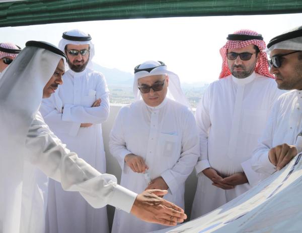 وزير الحج والعمرة يتفقد مشروعات «كدانة»