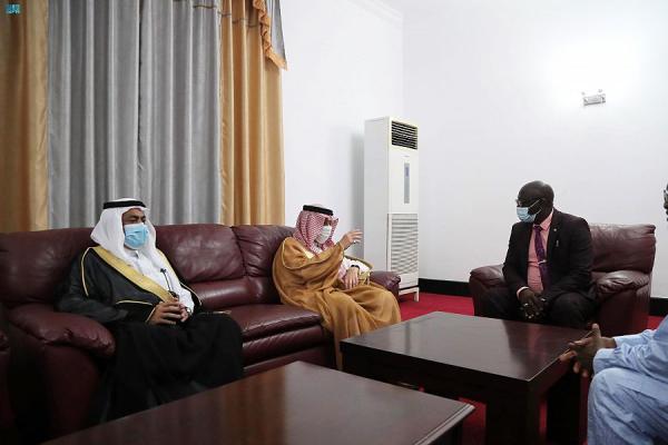  وزير الدولة لشؤون الدول الأفريقية يصل إلى «سيراليون»
