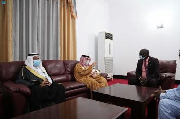  وزير الدولة لشؤون الدول الأفريقية يصل إلى «سيراليون»