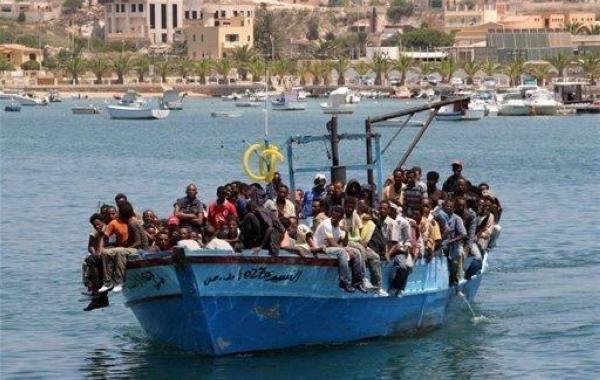 العثور على جثث 10 لاجئين في قارب قبالة سواحل ليبيا