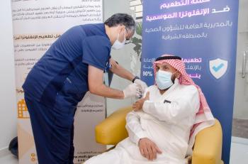 تطعيم منسوبي صحة الشرقية ضد الإنفلونزا