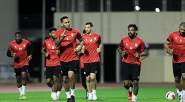 ضمك يعسكر 7 أيام بدبي