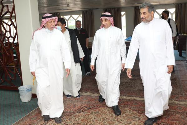 الوفد الآسيوي يتفقد المنشآت الرياضية بـ«الشرقية»