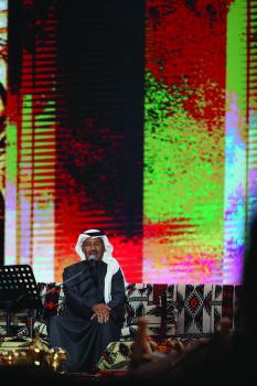 خالد عبدالرحمن يطرب جمهور «الصقور» بأجمل أغانيه