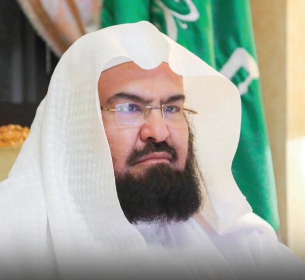السديس:
جنود الوطن يسطرون أروع البطولات